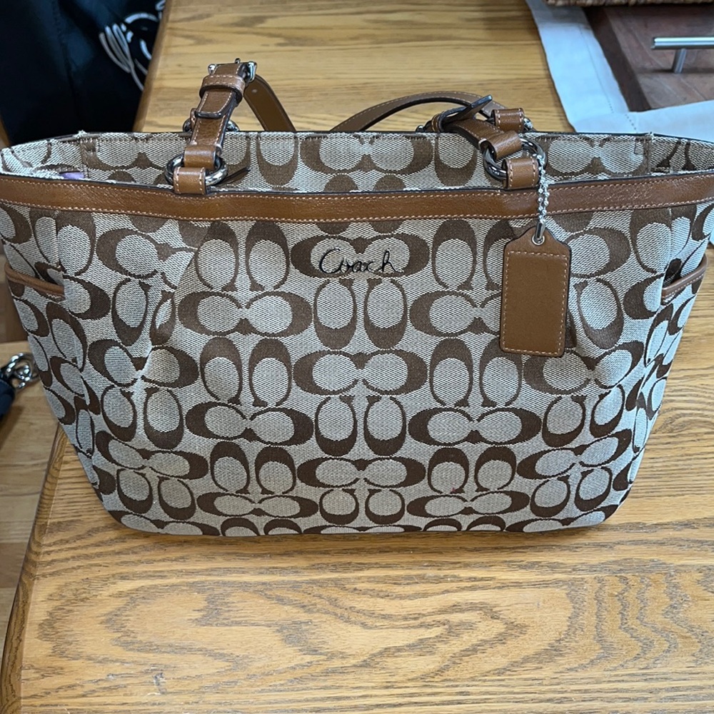 Coach F17726 canvas brown shoulder bag
